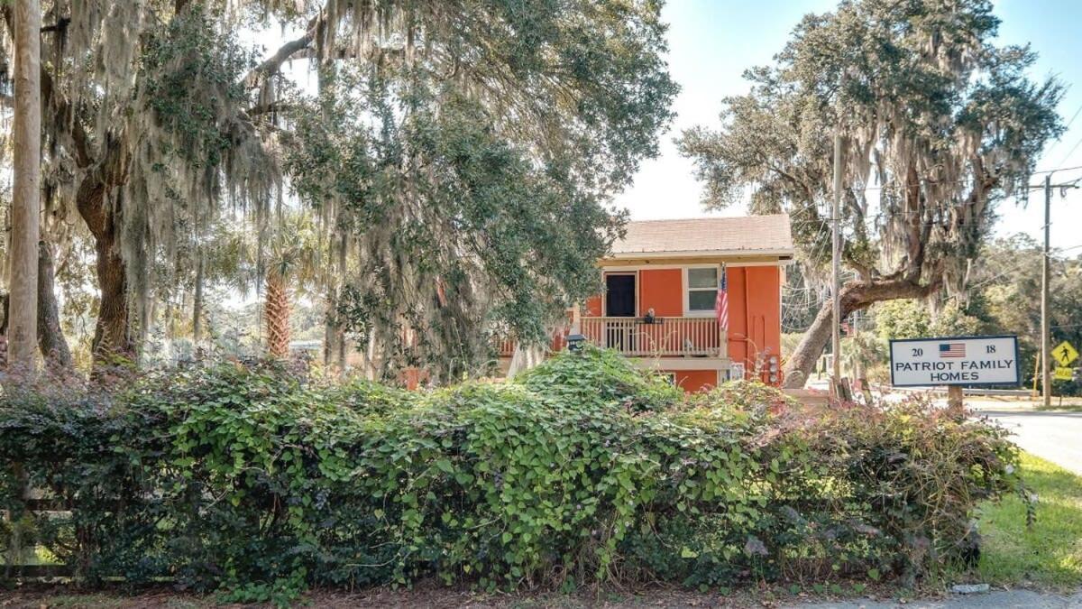 Retro Rainbow At Herb River- Orange Oasis #1 Savannah Exterior foto